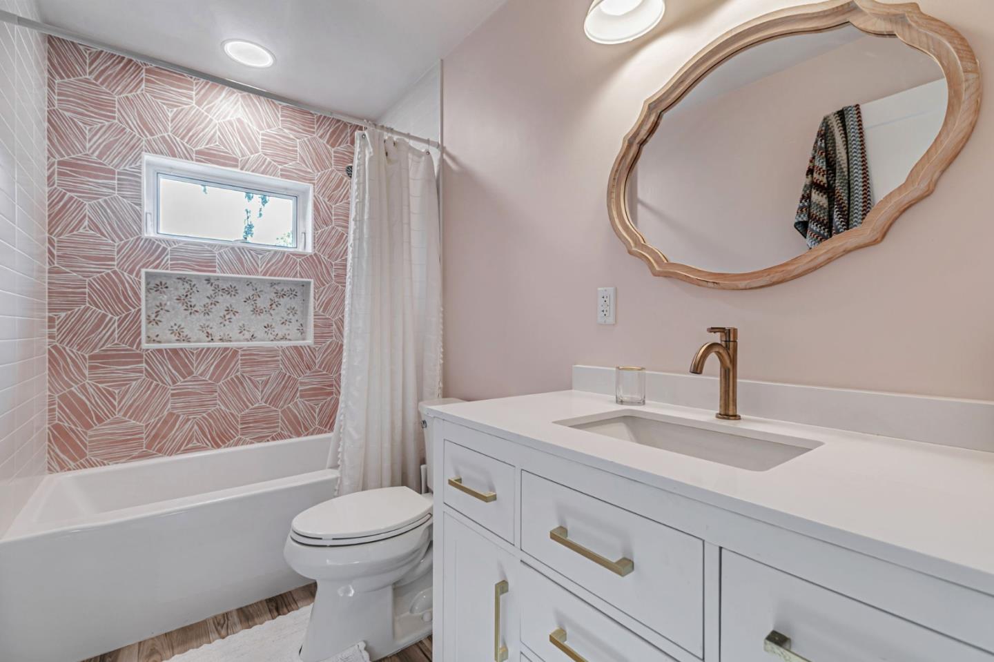 Detail Gallery Image 28 of 37 For 15393 via Caballero, Monte Sereno,  CA 95030 - 5 Beds | 4/1 Baths