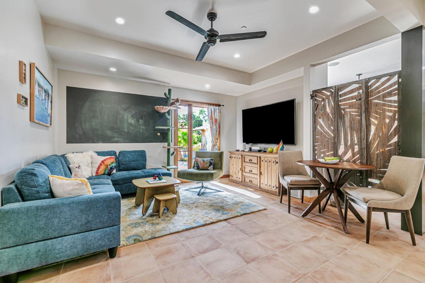 Detail Gallery Image 9 of 37 For 15393 via Caballero, Monte Sereno,  CA 95030 - 5 Beds | 4/1 Baths