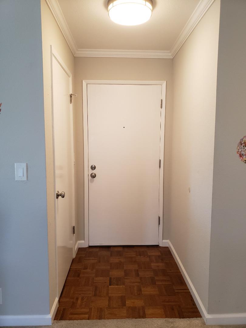 Detail Gallery Image 7 of 17 For 1234 Clinton St #C,  Redwood City,  CA 94061 - 2 Beds | 2 Baths