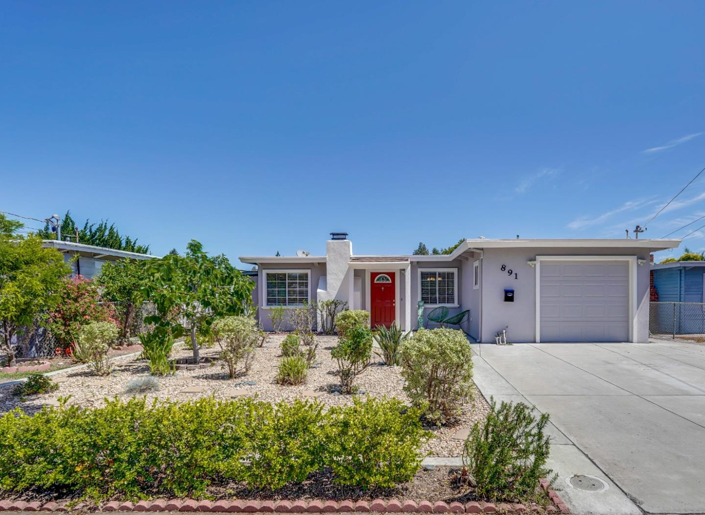 Detail Gallery Image 3 of 60 For 891 Lori Ave, Sunnyvale,  CA 94086 - 3 Beds | 2 Baths