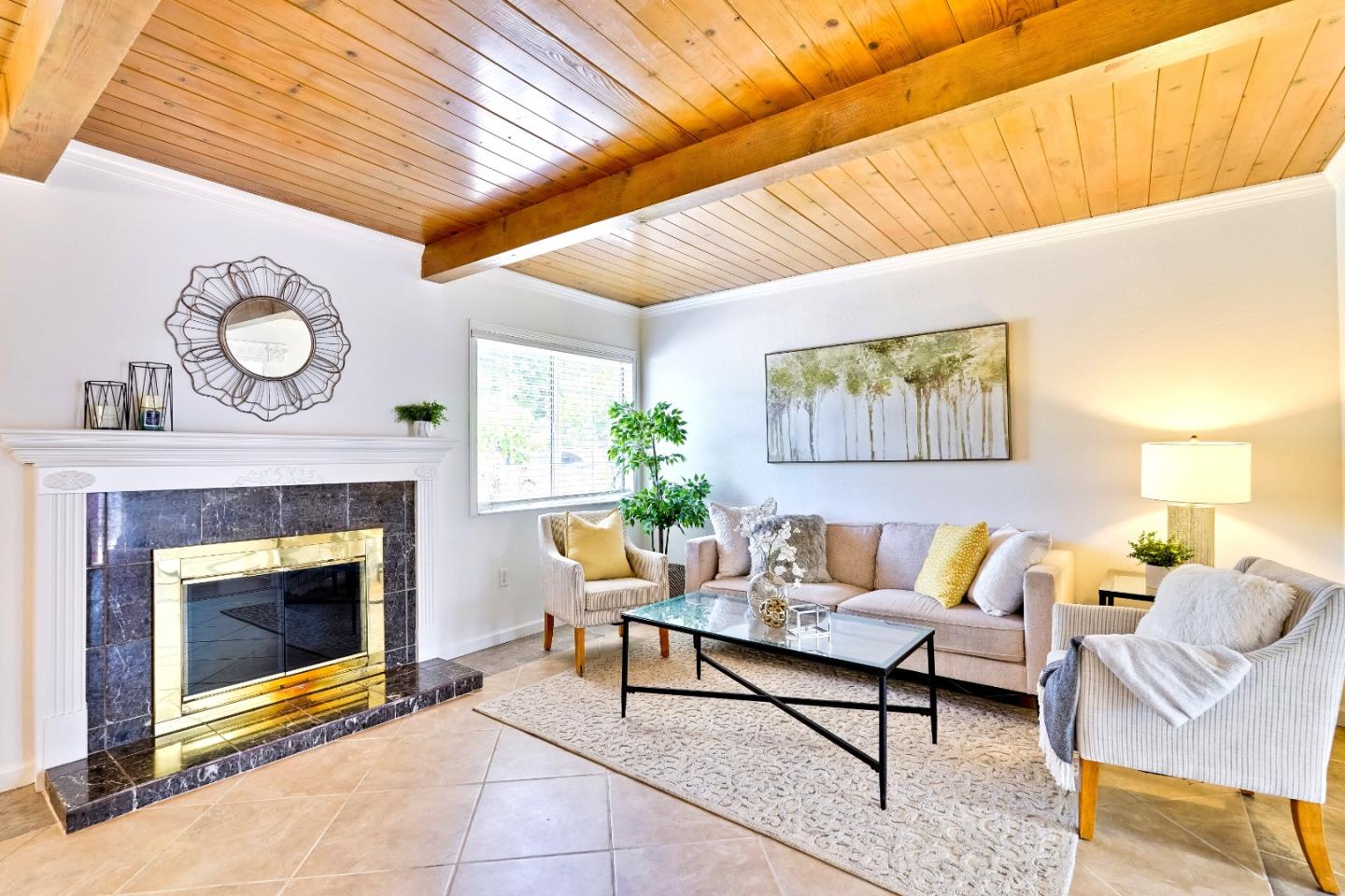 Detail Gallery Image 5 of 60 For 891 Lori Ave, Sunnyvale,  CA 94086 - 3 Beds | 2 Baths