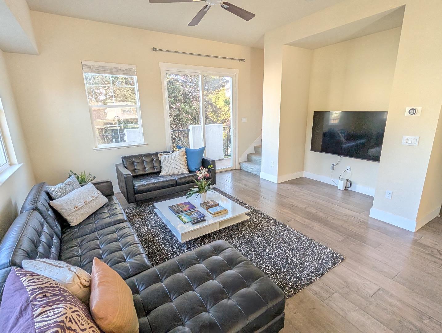 Detail Gallery Image 11 of 23 For 188 Jeffrey Ter, Sunnyvale,  CA 94086 - 4 Beds | 3/1 Baths