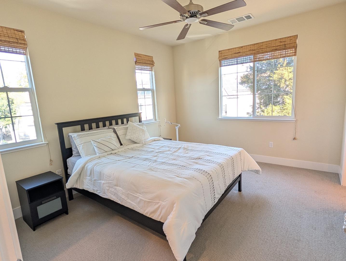 Detail Gallery Image 14 of 23 For 188 Jeffrey Ter, Sunnyvale,  CA 94086 - 4 Beds | 3/1 Baths