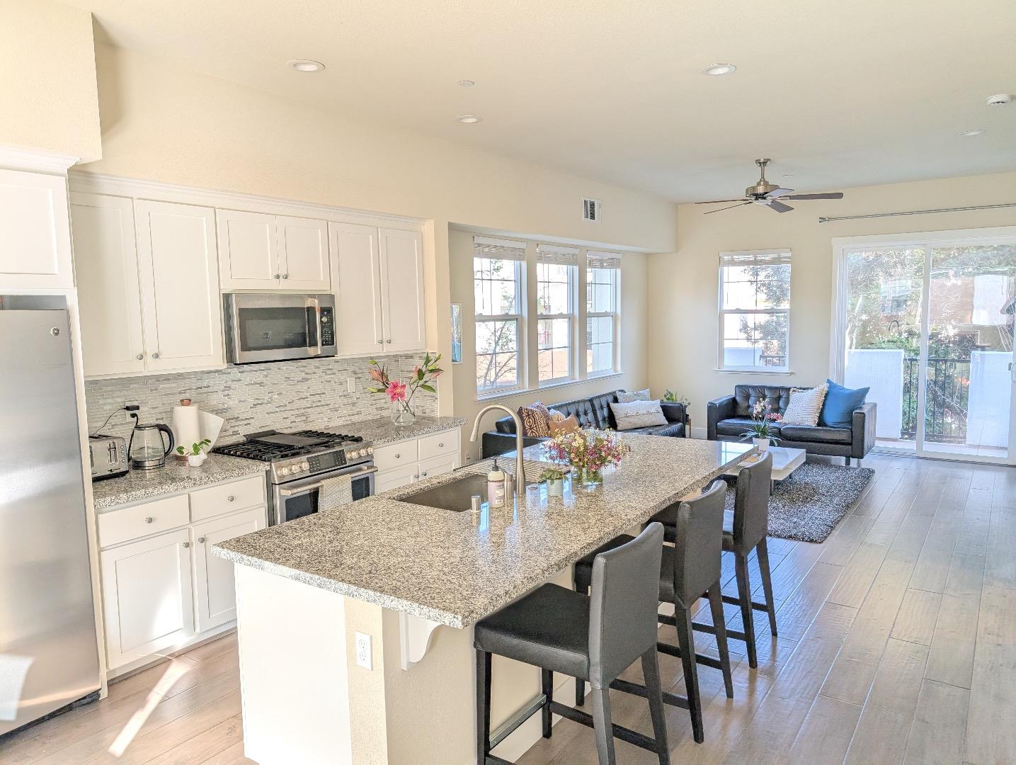 Detail Gallery Image 9 of 23 For 188 Jeffrey Ter, Sunnyvale,  CA 94086 - 4 Beds | 3/1 Baths