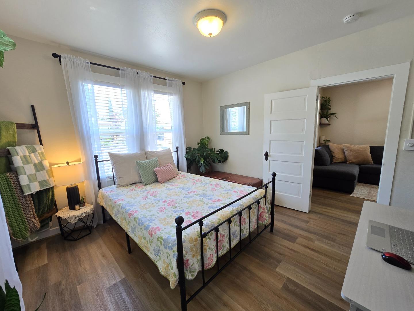 Detail Gallery Image 12 of 41 For 38 Monterey St, San Juan Bautista,  CA 95045 - 2 Beds | 1 Baths