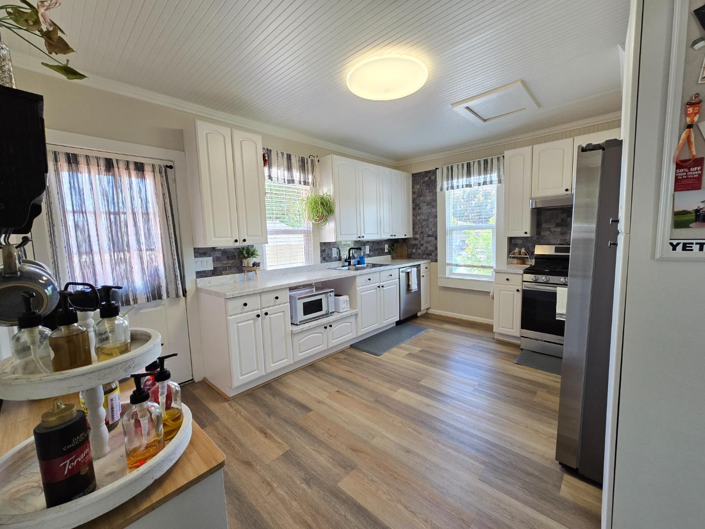 Detail Gallery Image 16 of 41 For 38 Monterey St, San Juan Bautista,  CA 95045 - 2 Beds | 1 Baths