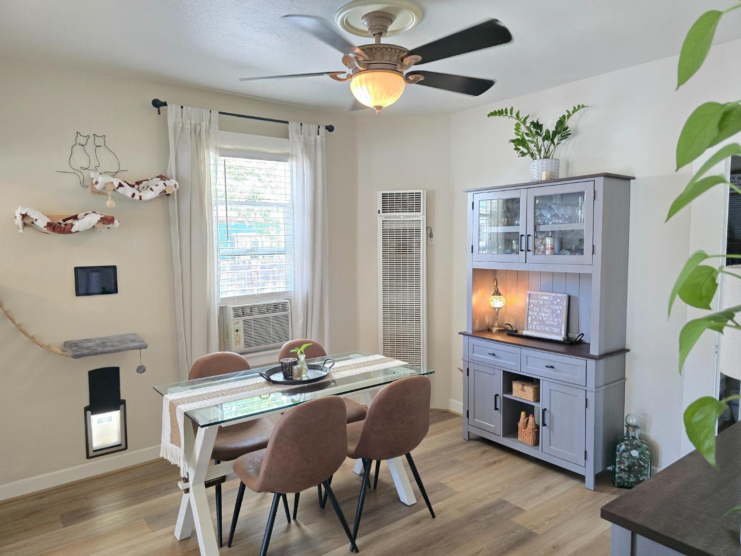 Detail Gallery Image 8 of 41 For 38 Monterey St, San Juan Bautista,  CA 95045 - 2 Beds | 1 Baths