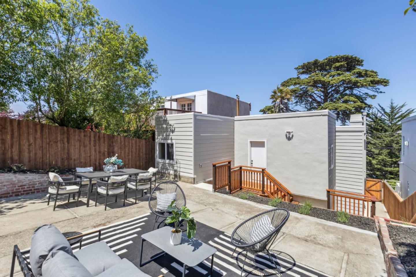 Detail Gallery Image 100 of 139 For 260 Curtis St, San Francisco,  CA 94112 - 3 Beds | 3 Baths