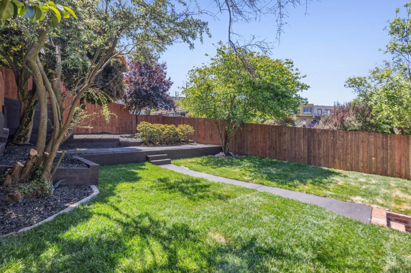 Detail Gallery Image 104 of 139 For 260 Curtis St, San Francisco,  CA 94112 - 3 Beds | 3 Baths