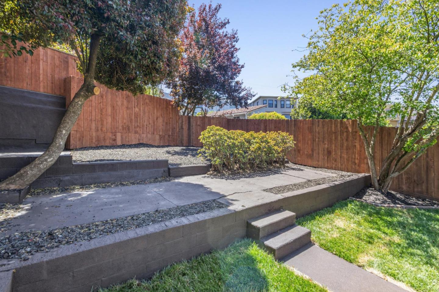 Detail Gallery Image 105 of 139 For 260 Curtis St, San Francisco,  CA 94112 - 3 Beds | 3 Baths