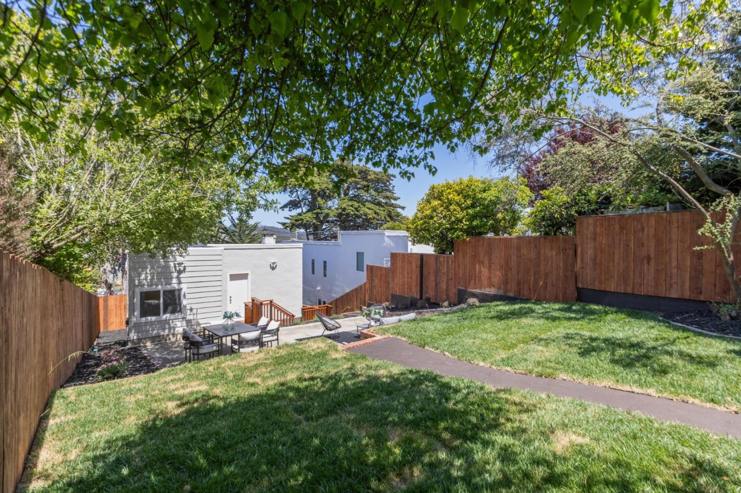 Detail Gallery Image 108 of 139 For 260 Curtis St, San Francisco,  CA 94112 - 3 Beds | 3 Baths
