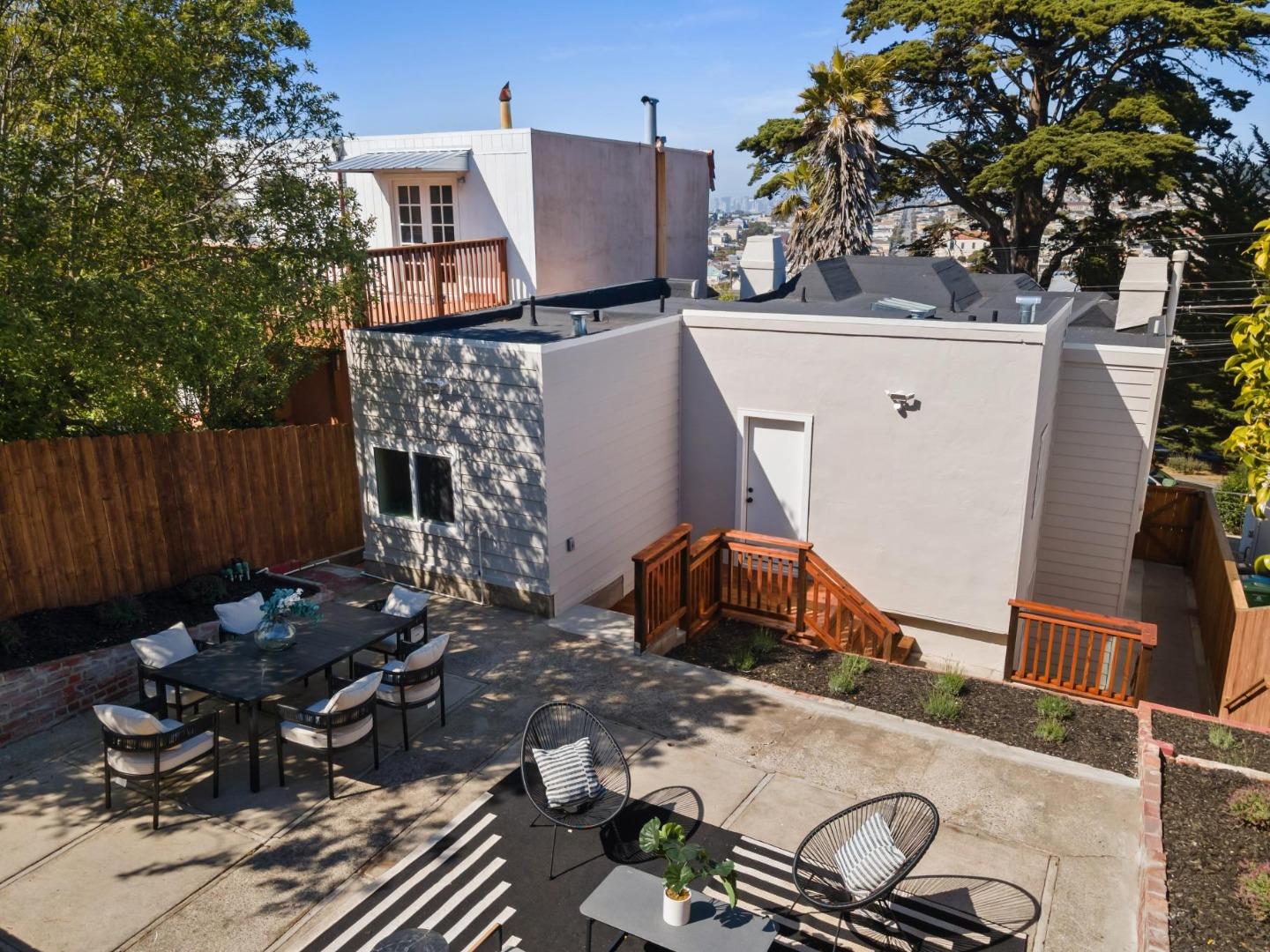Detail Gallery Image 114 of 139 For 260 Curtis St, San Francisco,  CA 94112 - 3 Beds | 3 Baths