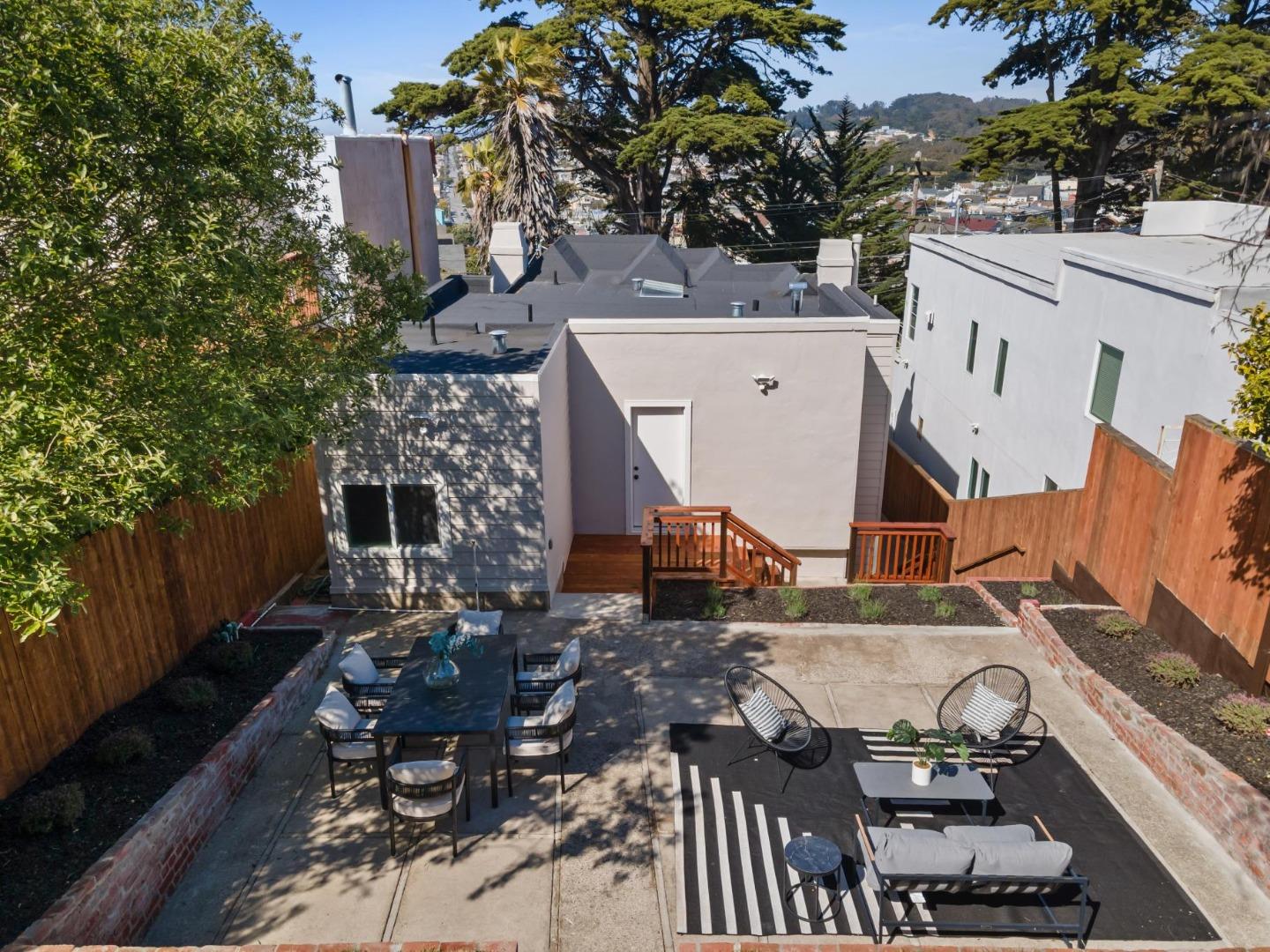 Detail Gallery Image 115 of 139 For 260 Curtis St, San Francisco,  CA 94112 - 3 Beds | 3 Baths