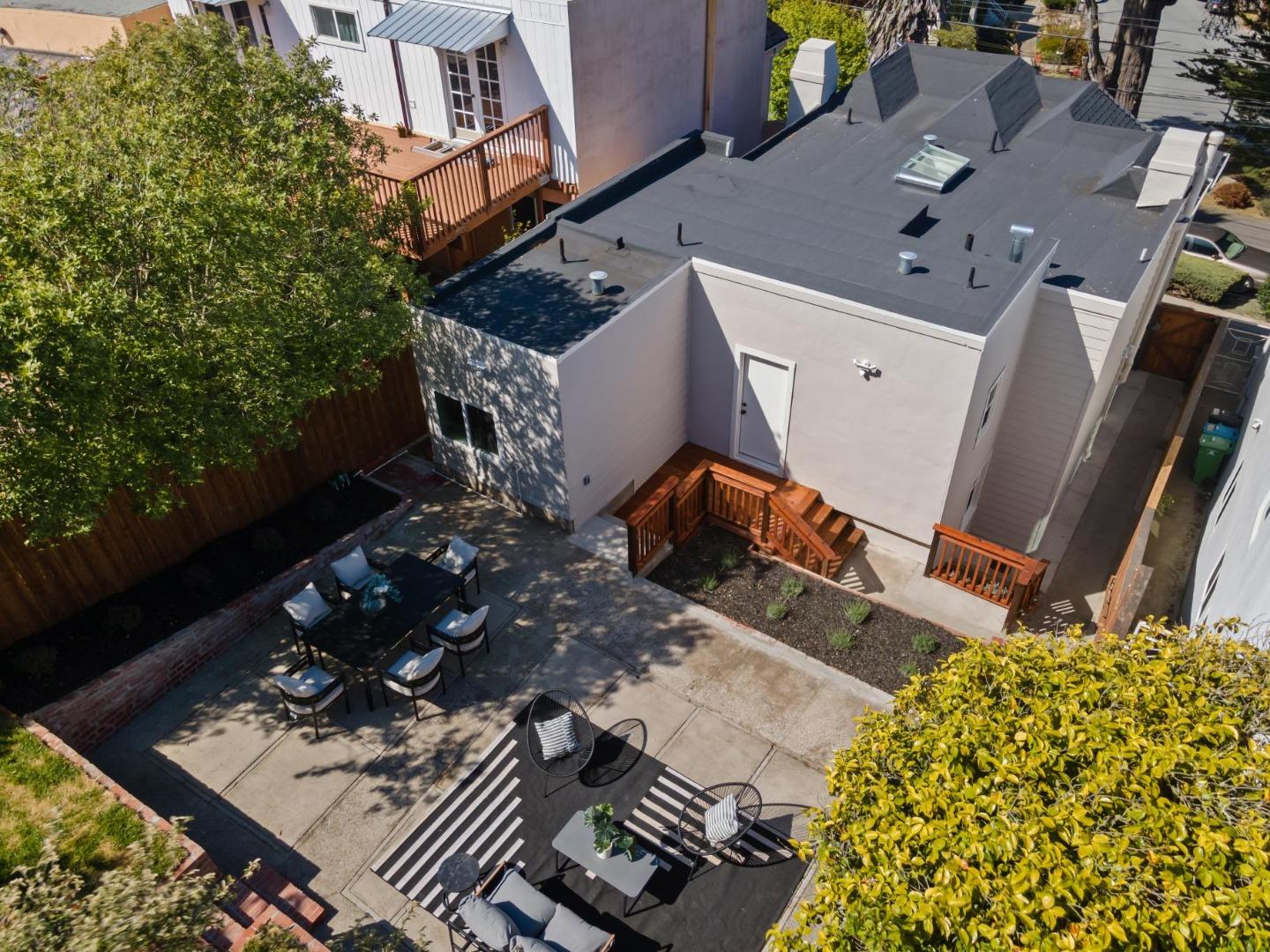 Detail Gallery Image 117 of 139 For 260 Curtis St, San Francisco,  CA 94112 - 3 Beds | 3 Baths