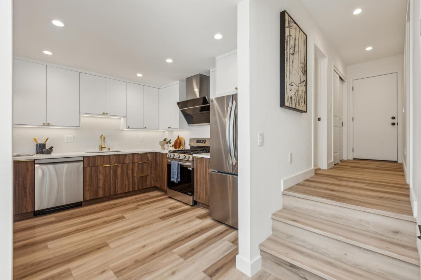 Detail Gallery Image 68 of 139 For 260 Curtis St, San Francisco,  CA 94112 - 3 Beds | 3 Baths