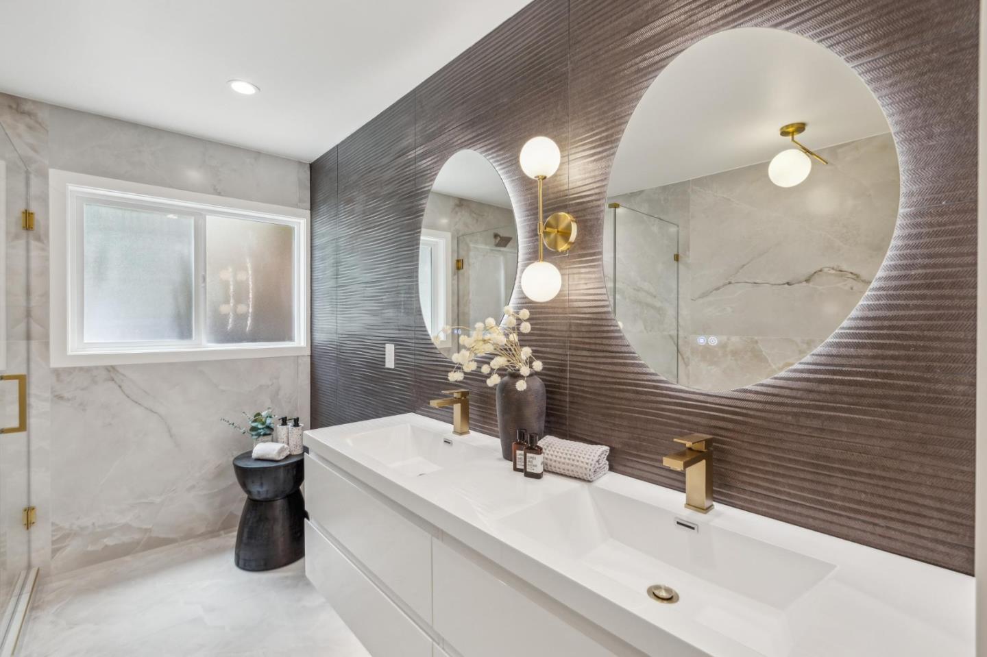 Detail Gallery Image 73 of 139 For 260 Curtis St, San Francisco,  CA 94112 - 3 Beds | 3 Baths