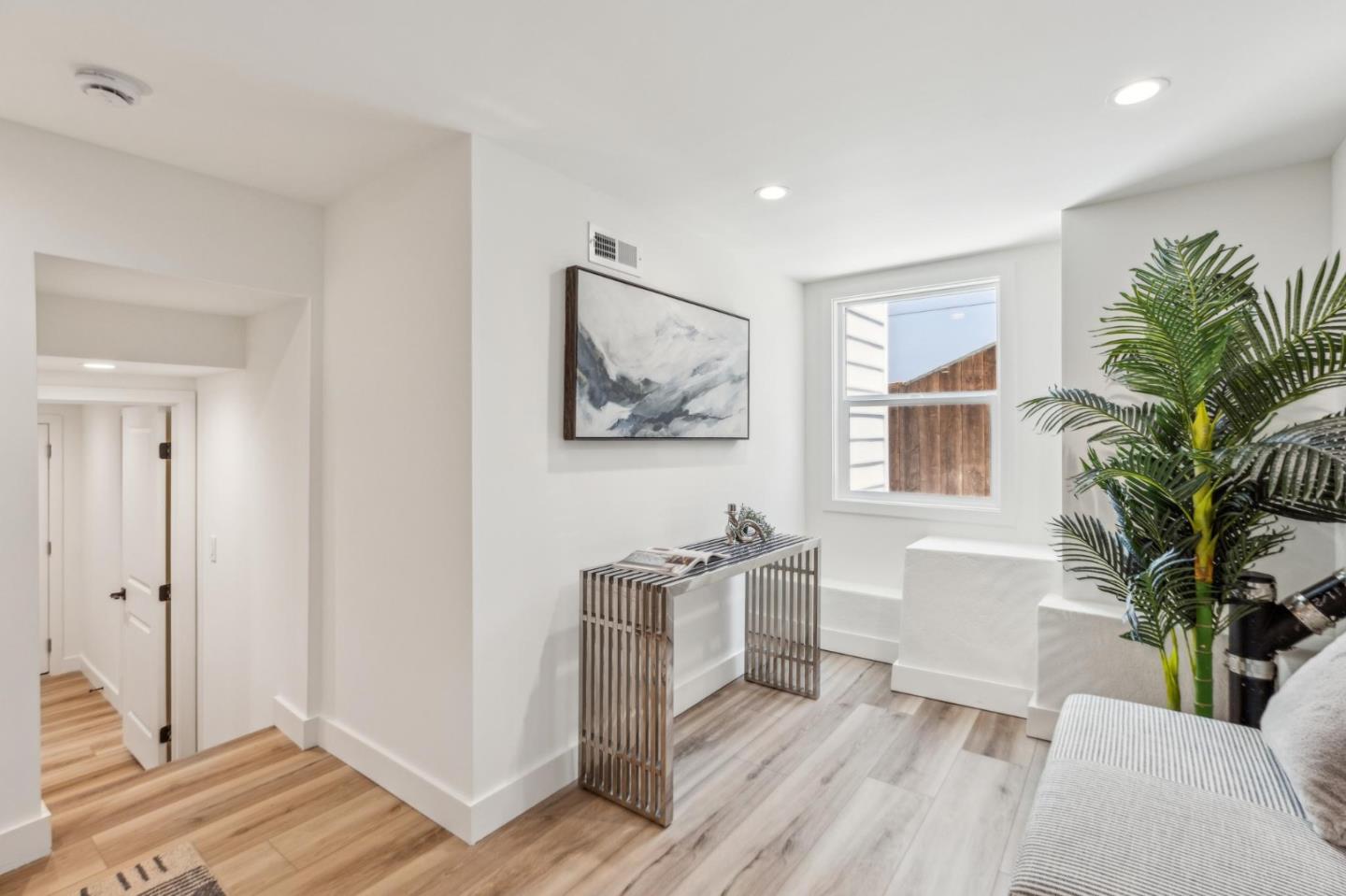 Detail Gallery Image 87 of 139 For 260 Curtis St, San Francisco,  CA 94112 - 3 Beds | 3 Baths