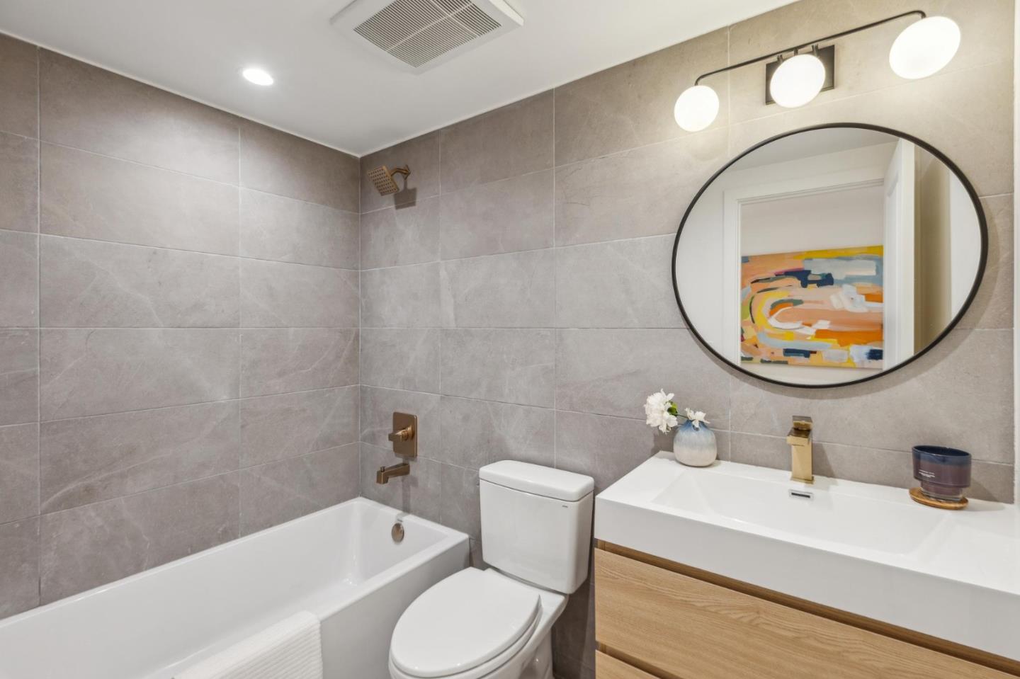 Detail Gallery Image 90 of 139 For 260 Curtis St, San Francisco,  CA 94112 - 3 Beds | 3 Baths