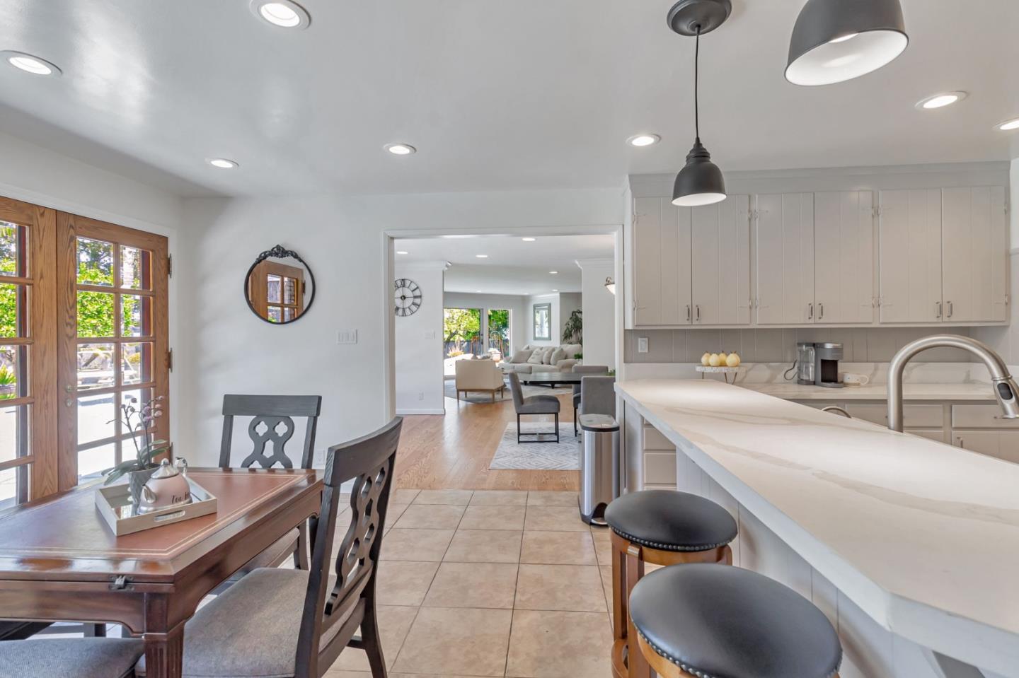 Detail Gallery Image 14 of 76 For 3780 Ralston Ave, Hillsborough,  CA 94010 - 4 Beds | 3 Baths
