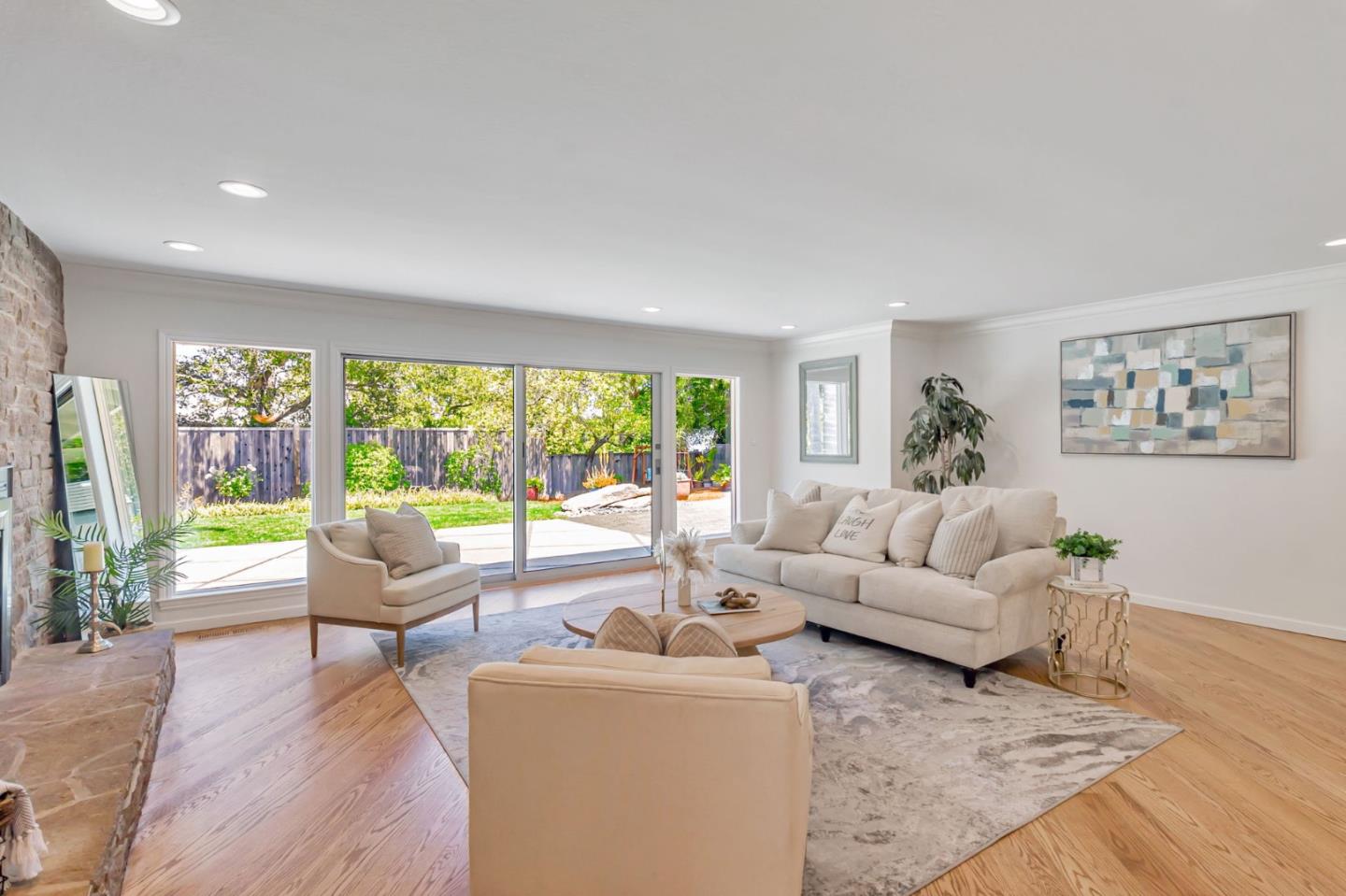 Detail Gallery Image 19 of 76 For 3780 Ralston Ave, Hillsborough,  CA 94010 - 4 Beds | 3 Baths