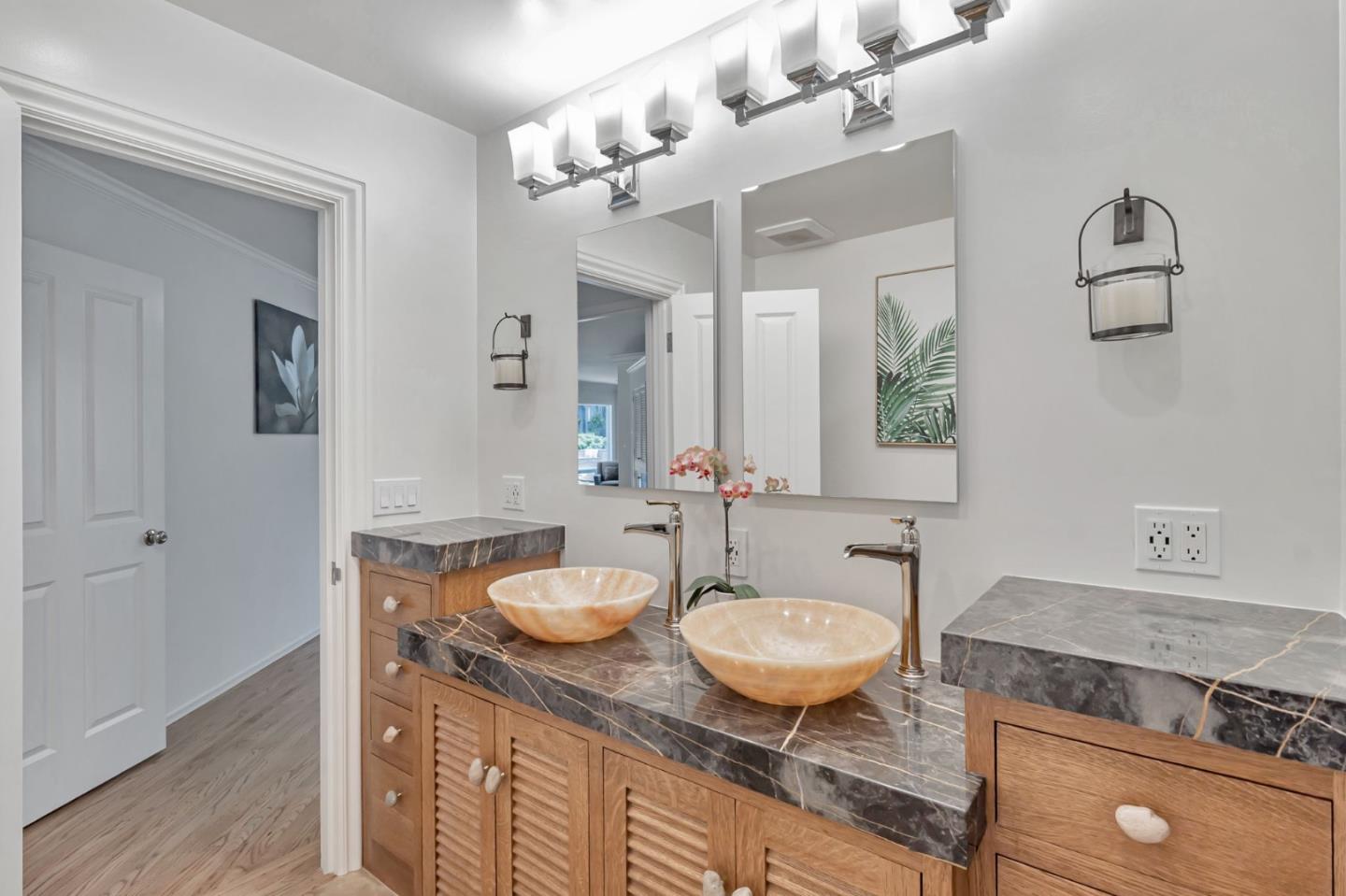 Detail Gallery Image 41 of 76 For 3780 Ralston Ave, Hillsborough,  CA 94010 - 4 Beds | 3 Baths