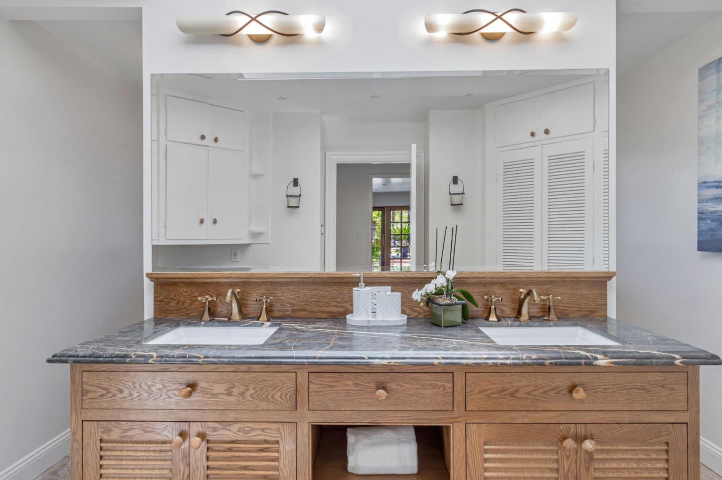 Detail Gallery Image 42 of 76 For 3780 Ralston Ave, Hillsborough,  CA 94010 - 4 Beds | 3 Baths