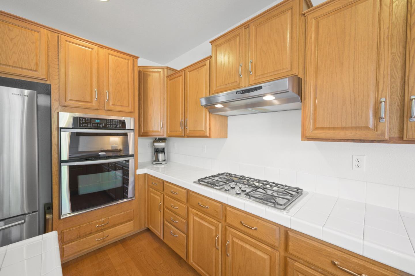 Detail Gallery Image 17 of 55 For 7128 Cerro Crest Dr, San Jose,  CA 95138 - 4 Beds | 2/1 Baths