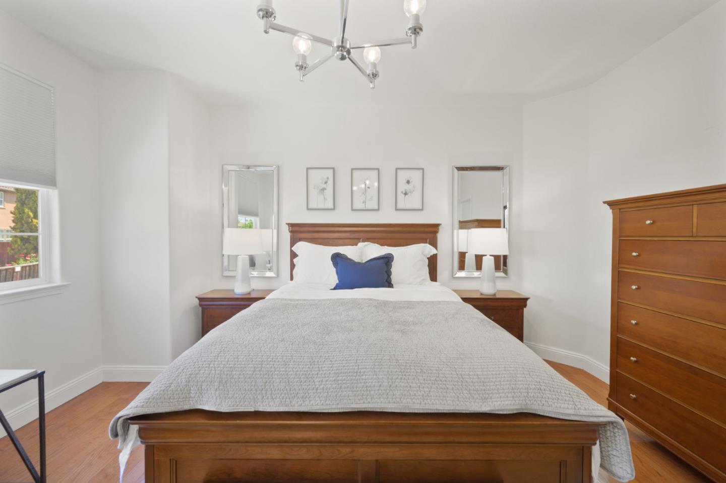 Detail Gallery Image 28 of 55 For 7128 Cerro Crest Dr, San Jose,  CA 95138 - 4 Beds | 2/1 Baths