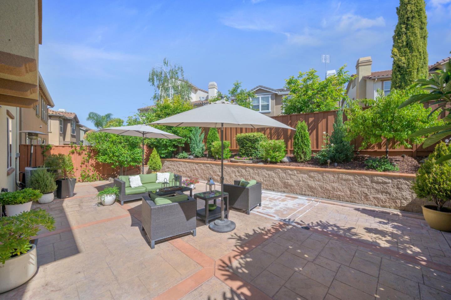 Detail Gallery Image 44 of 55 For 7128 Cerro Crest Dr, San Jose,  CA 95138 - 4 Beds | 2/1 Baths