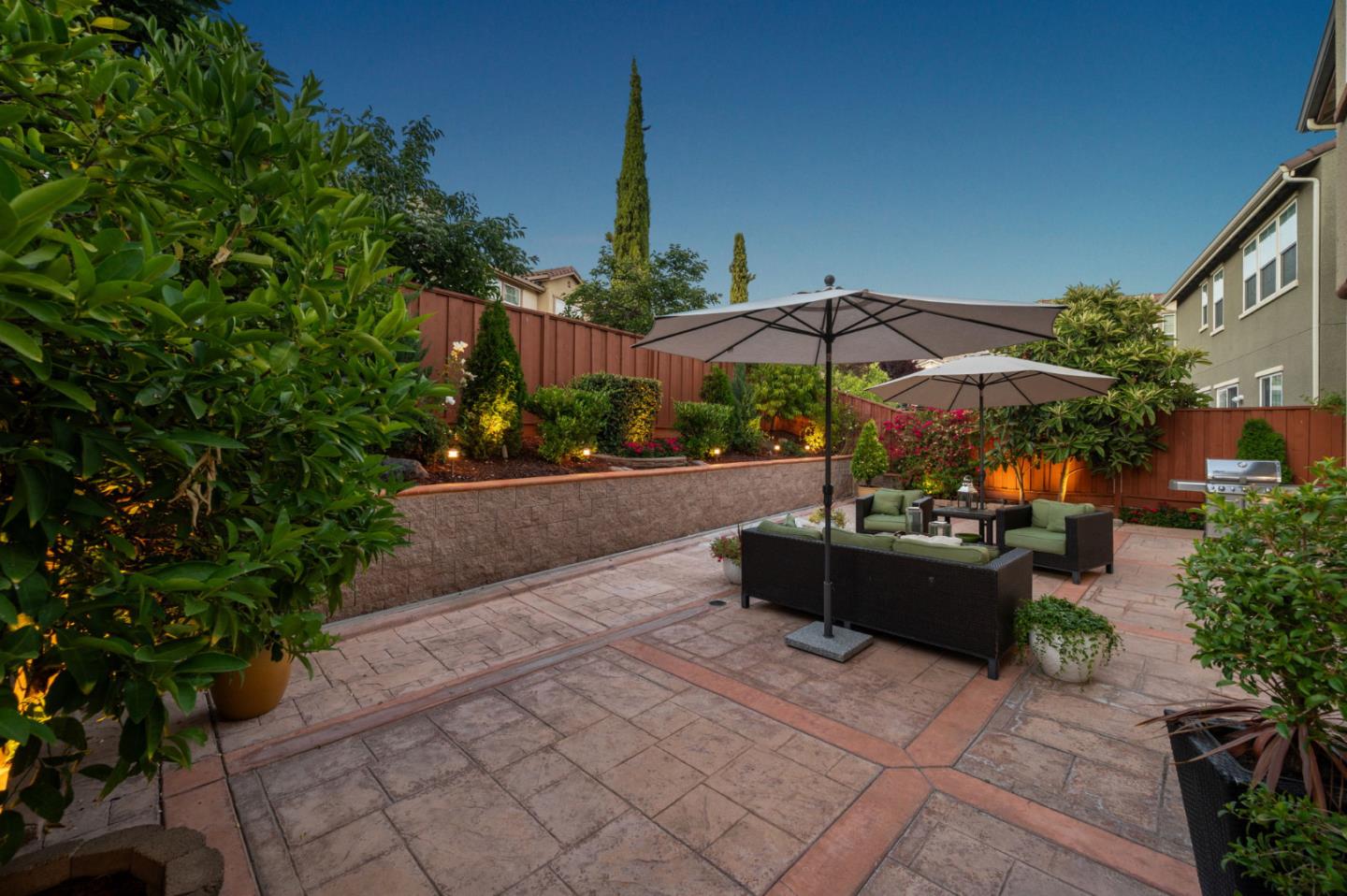 Detail Gallery Image 49 of 55 For 7128 Cerro Crest Dr, San Jose,  CA 95138 - 4 Beds | 2/1 Baths
