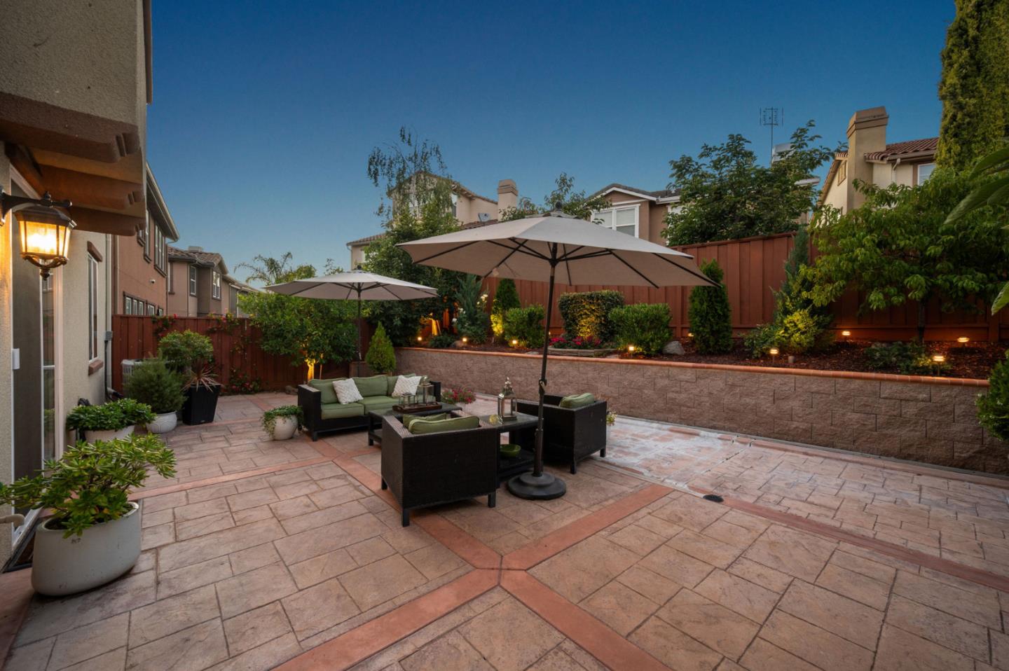 Detail Gallery Image 50 of 55 For 7128 Cerro Crest Dr, San Jose,  CA 95138 - 4 Beds | 2/1 Baths