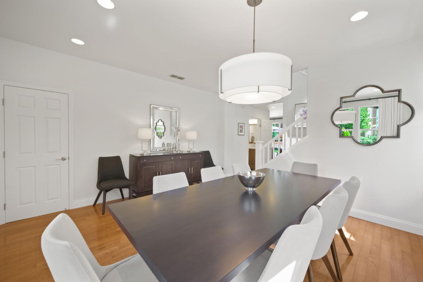 Detail Gallery Image 8 of 55 For 7128 Cerro Crest Dr, San Jose,  CA 95138 - 4 Beds | 2/1 Baths
