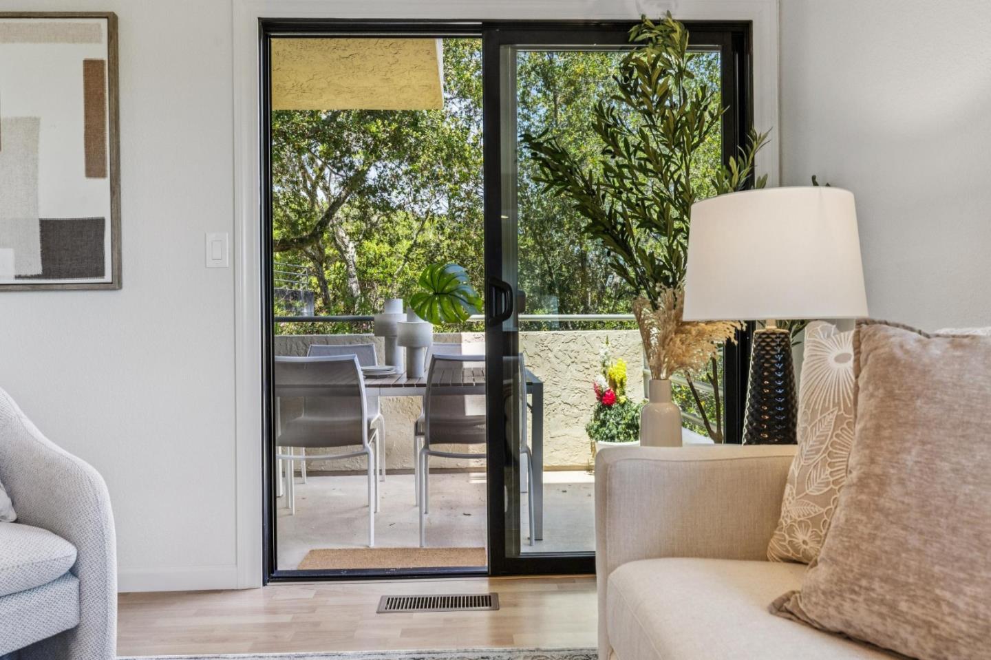 Detail Gallery Image 13 of 42 For 438 Portofino Dr #101,  San Carlos,  CA 94070 - 3 Beds | 2/1 Baths