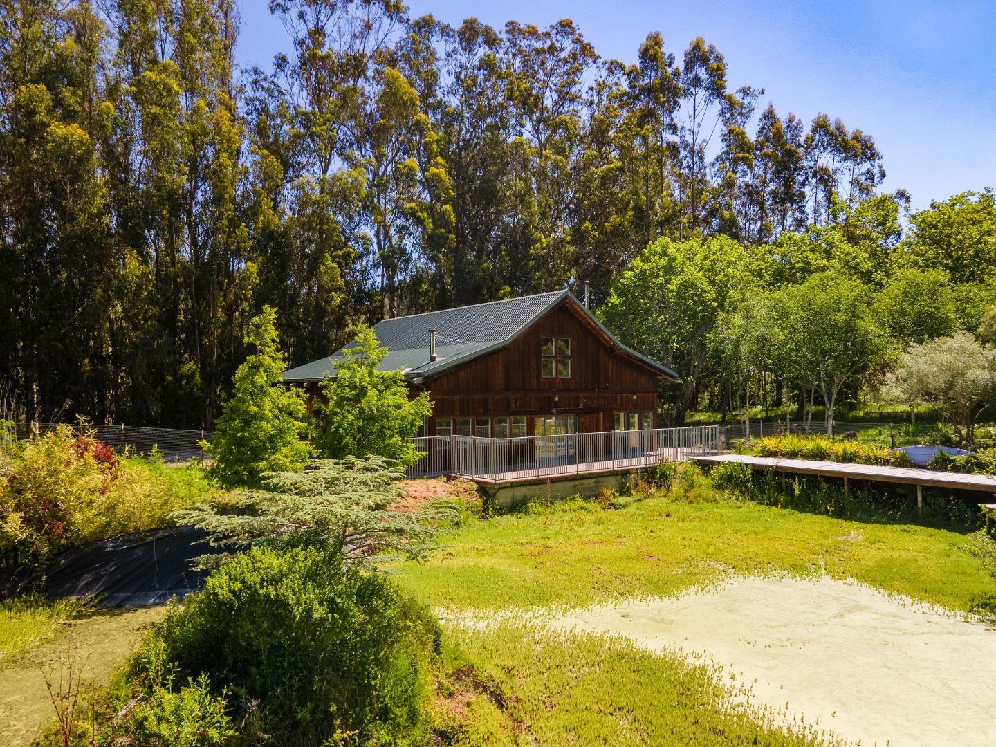 Detail Gallery Image 1 of 25 For 1770 Higgins Canyon Rd, Half Moon Bay,  CA 94019 - 3 Beds | 2 Baths