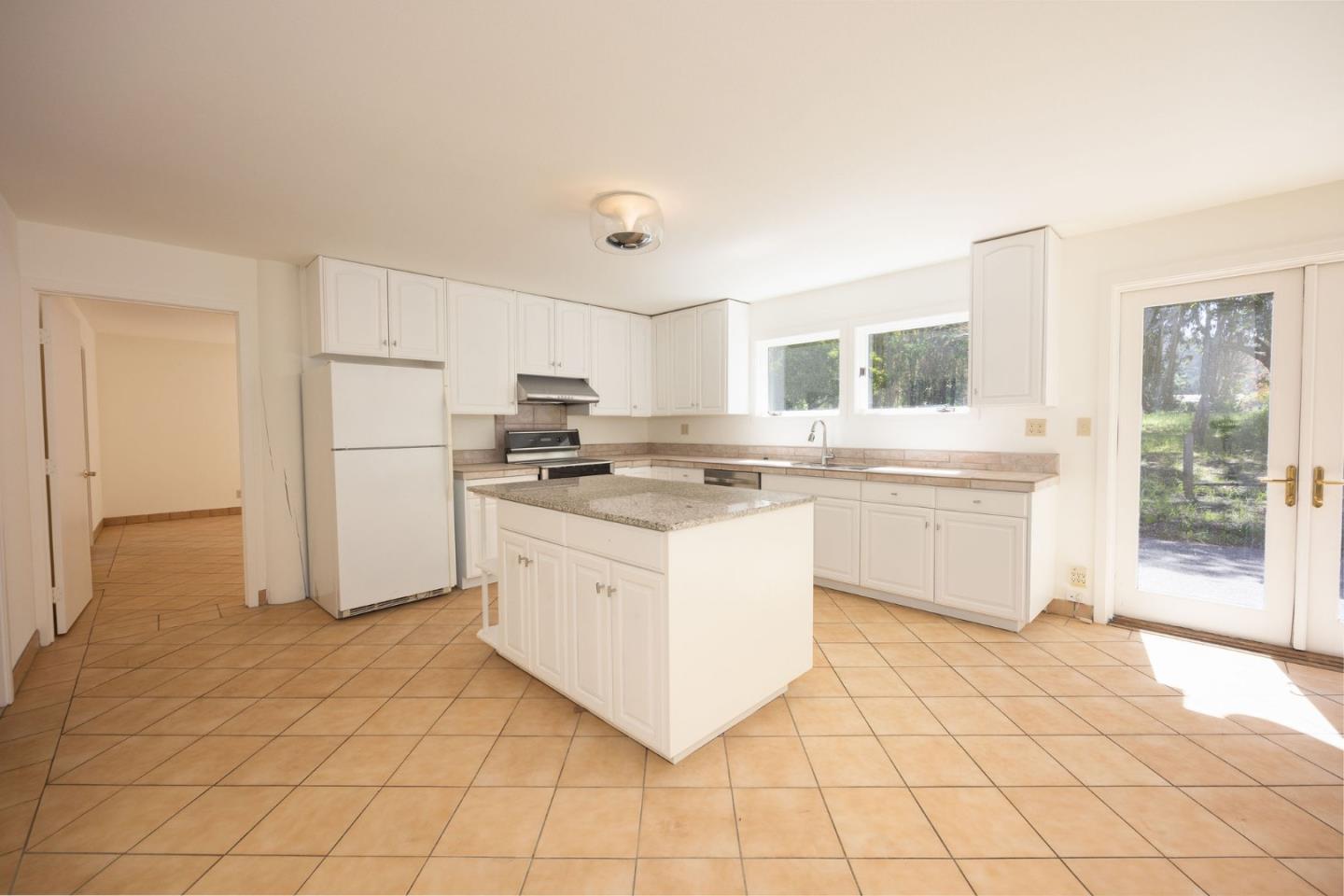 Detail Gallery Image 9 of 25 For 1770 Higgins Canyon Rd, Half Moon Bay,  CA 94019 - 3 Beds | 2 Baths
