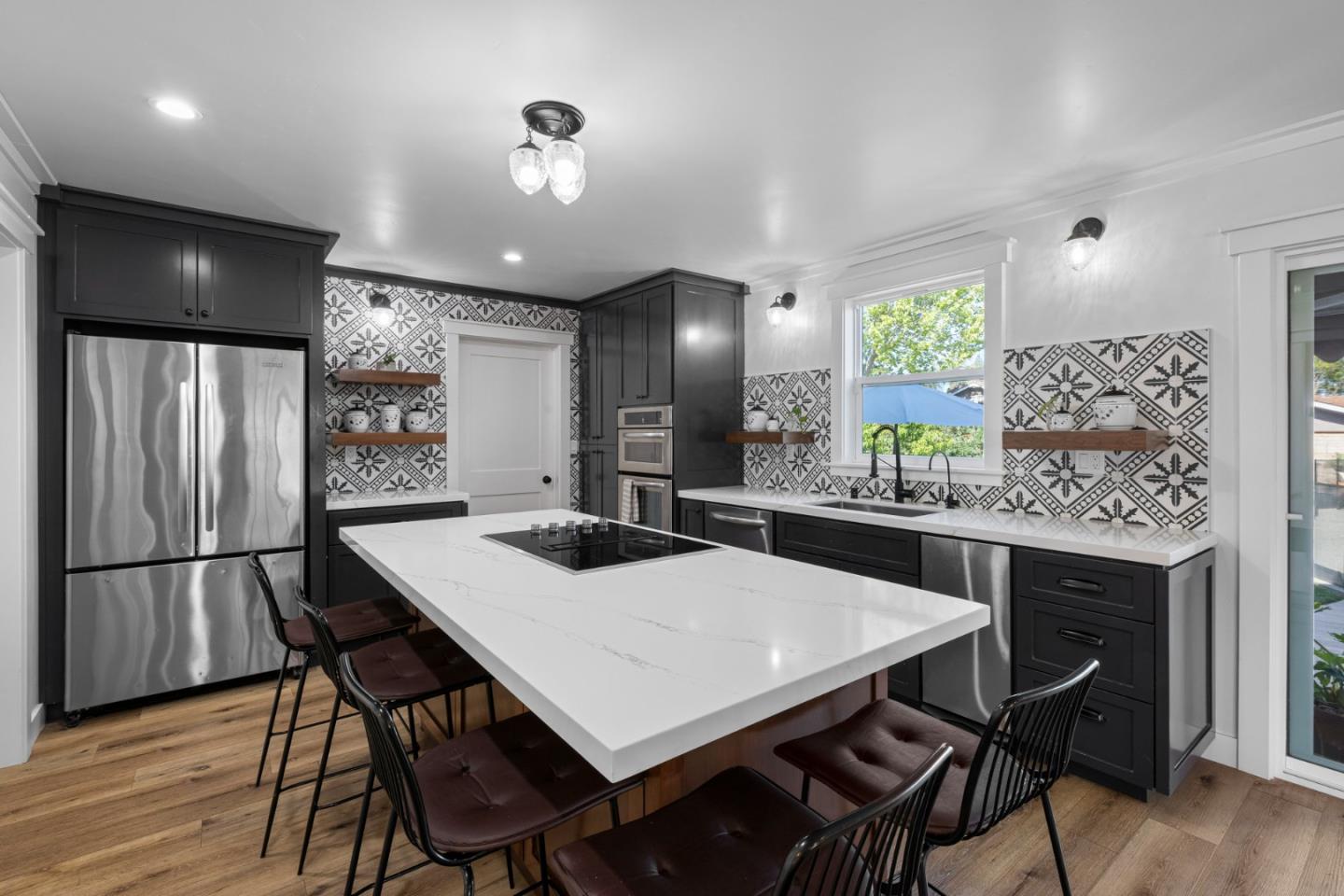 Detail Gallery Image 21 of 98 For 1851 Severinsen St, Hollister,  CA 95023 - 4 Beds | 2/1 Baths