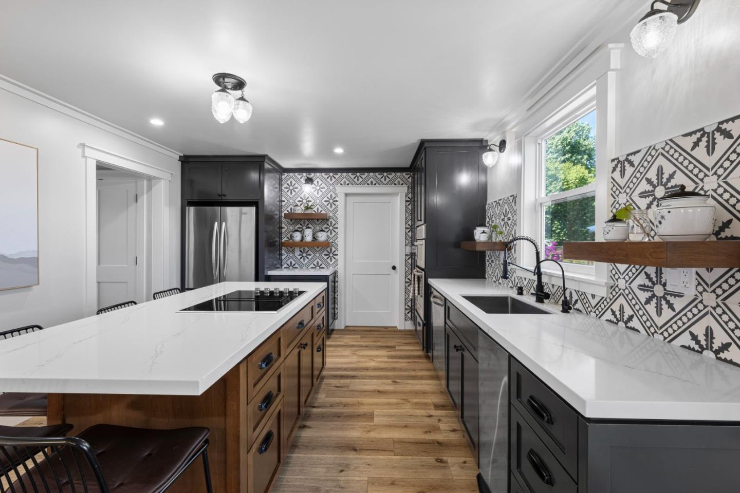 Detail Gallery Image 22 of 98 For 1851 Severinsen St, Hollister,  CA 95023 - 4 Beds | 2/1 Baths