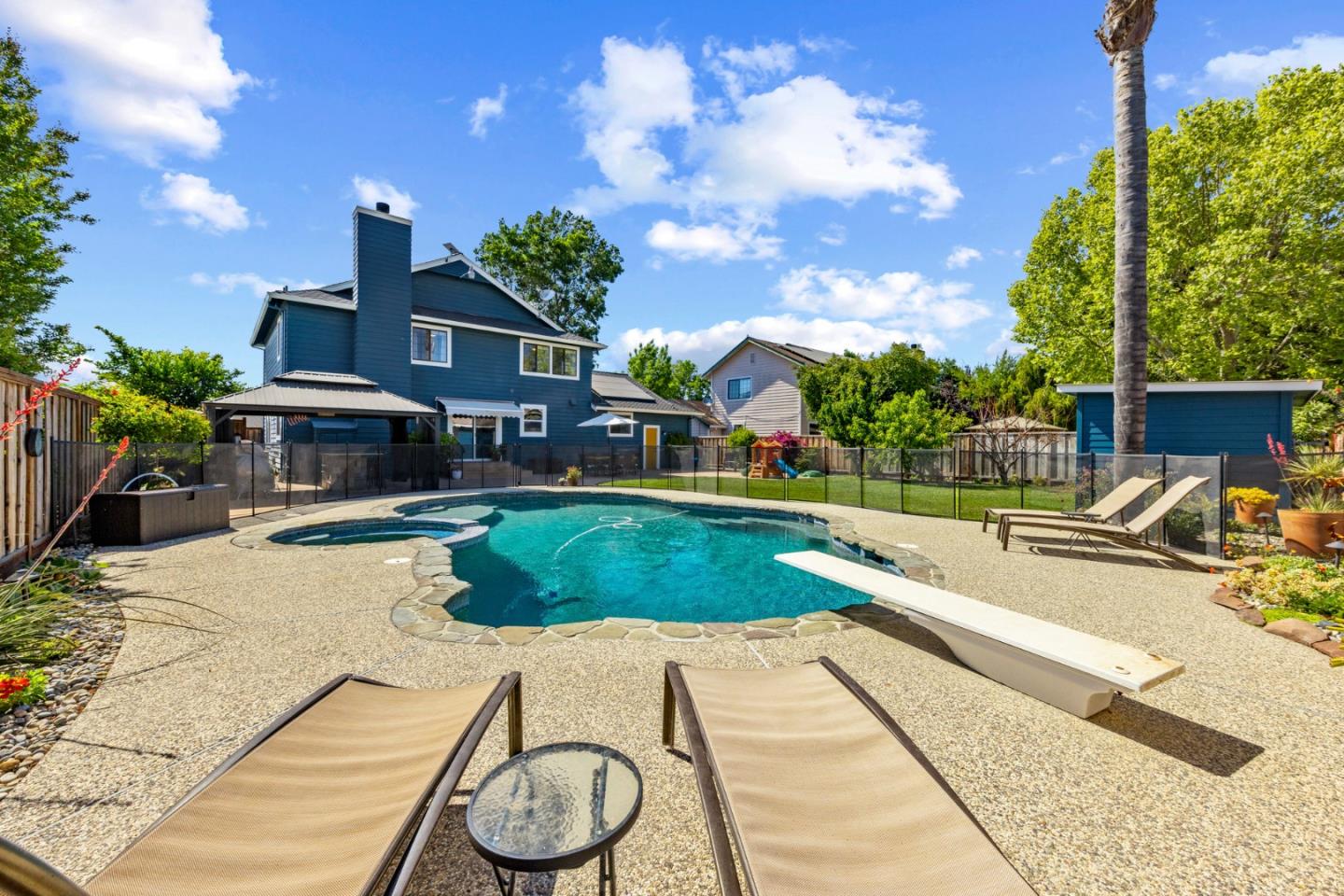Detail Gallery Image 54 of 98 For 1851 Severinsen St, Hollister,  CA 95023 - 4 Beds | 2/1 Baths