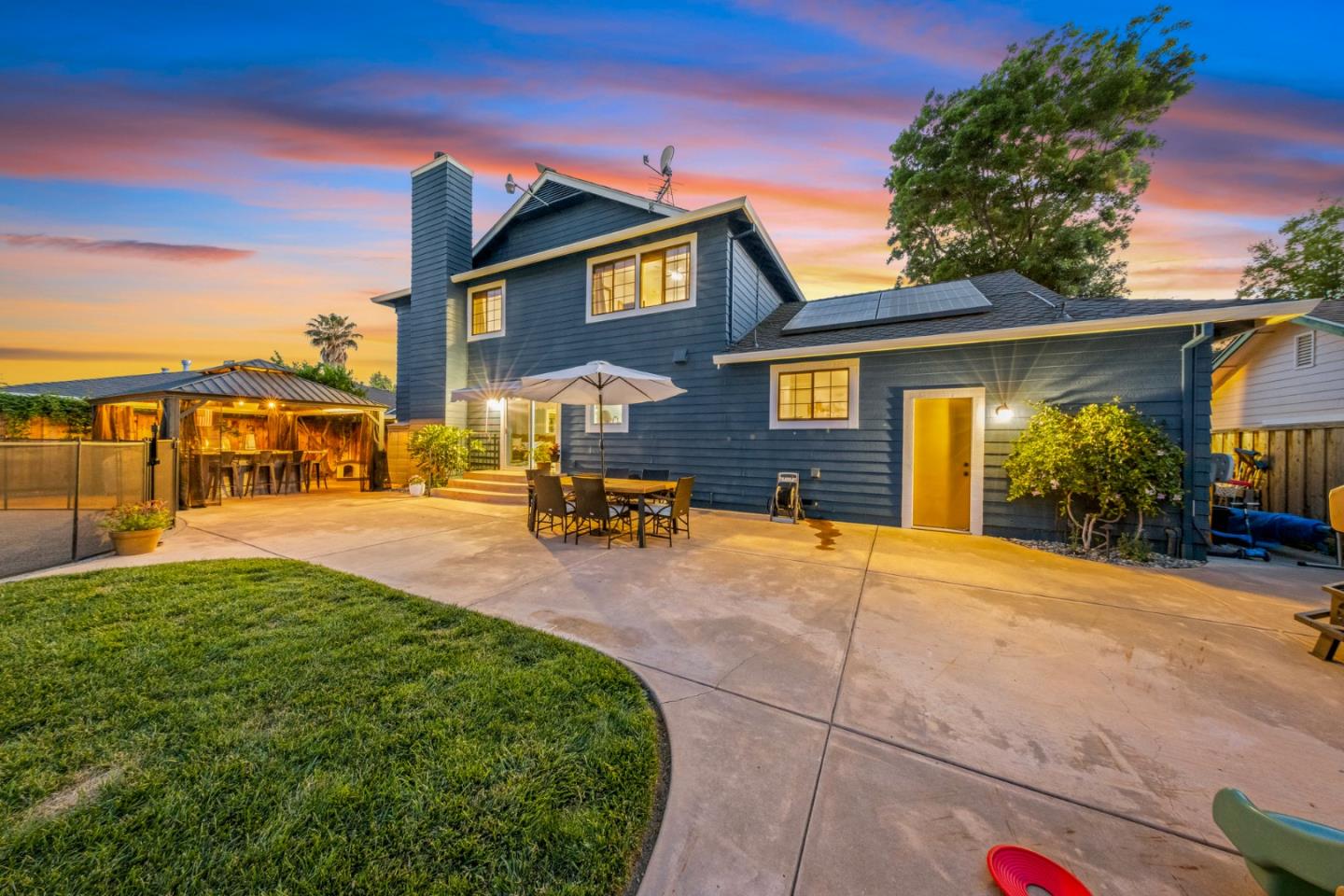 Detail Gallery Image 72 of 98 For 1851 Severinsen St, Hollister,  CA 95023 - 4 Beds | 2/1 Baths