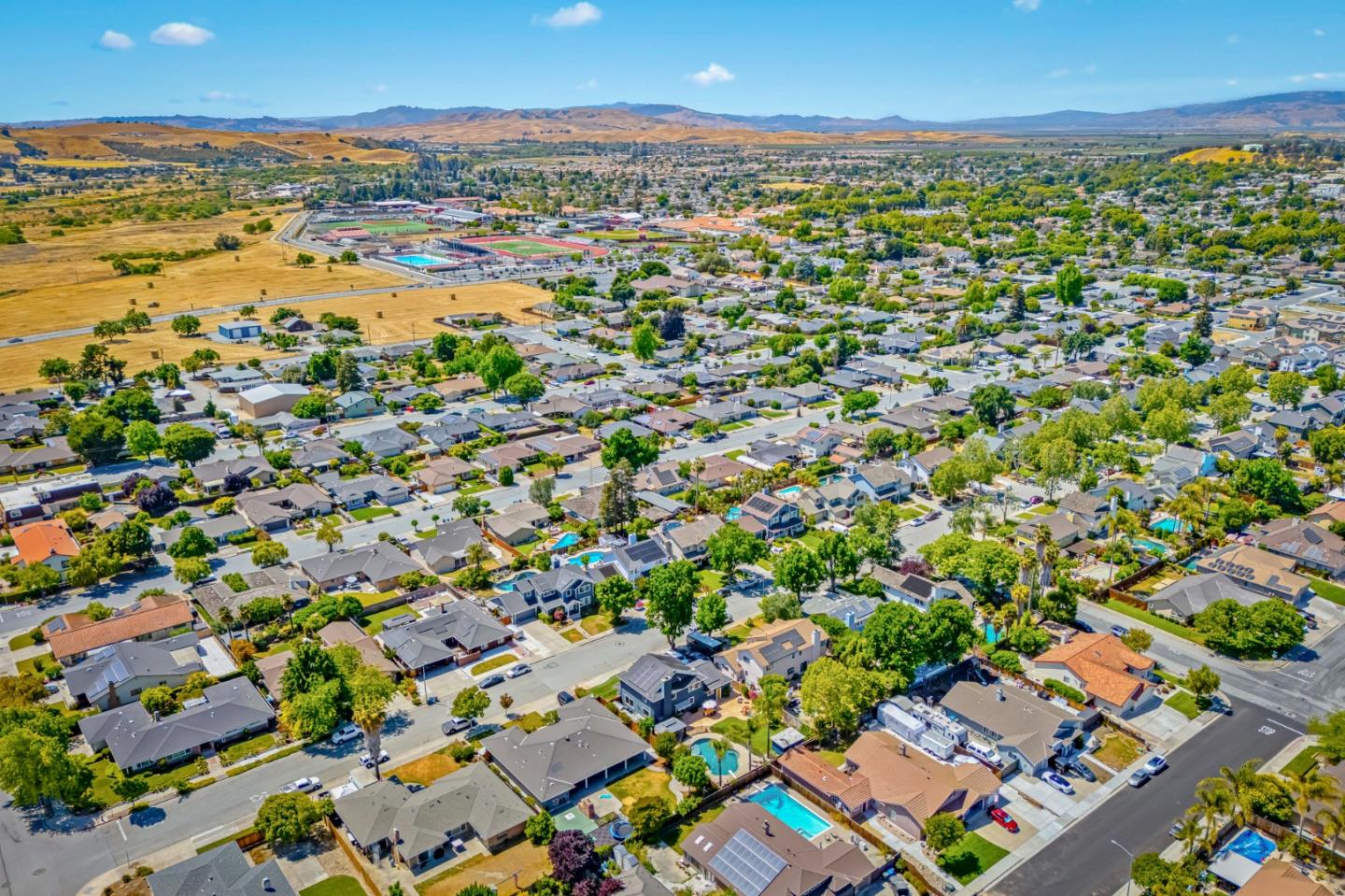 Detail Gallery Image 95 of 98 For 1851 Severinsen St, Hollister,  CA 95023 - 4 Beds | 2/1 Baths