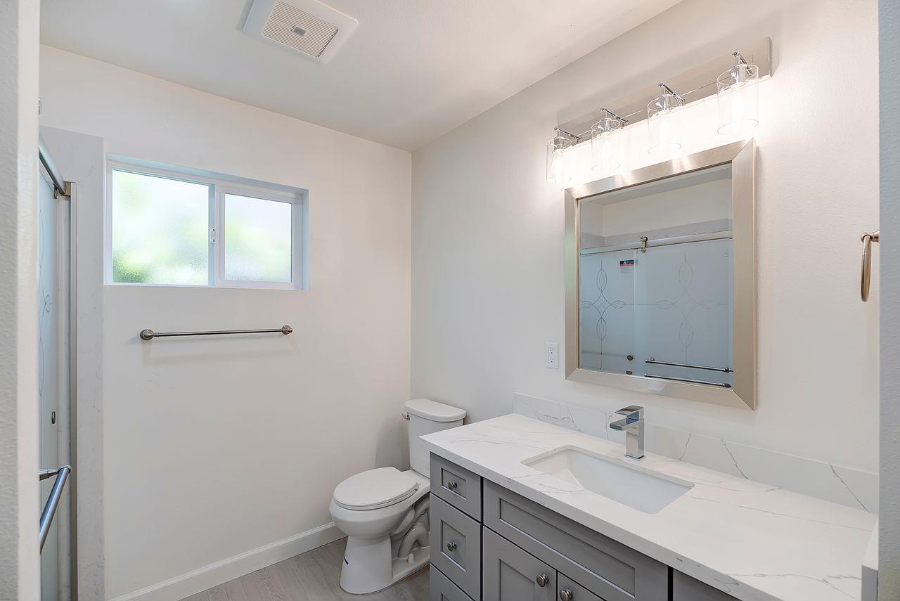 Detail Gallery Image 10 of 44 For 264 N 34th St, San Jose,  CA 95116 - 8 Beds | 4 Baths