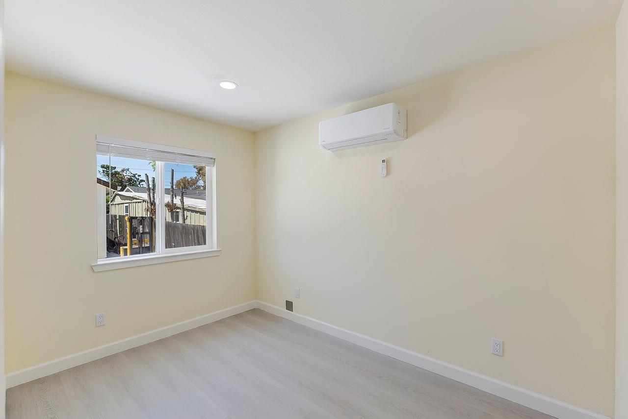 Detail Gallery Image 12 of 44 For 264 N 34th St, San Jose,  CA 95116 - 8 Beds | 4 Baths