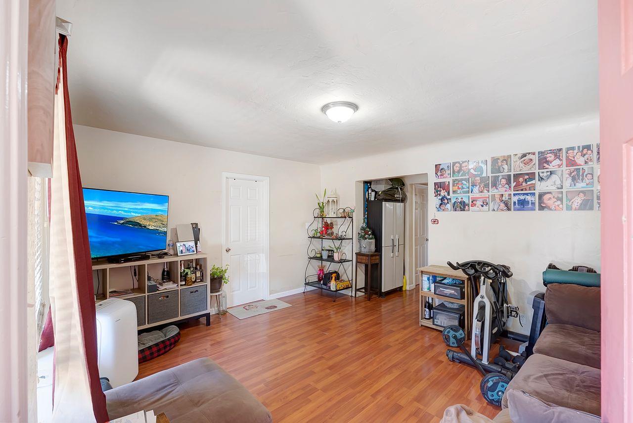 Detail Gallery Image 20 of 44 For 264 N 34th St, San Jose,  CA 95116 - 8 Beds | 4 Baths