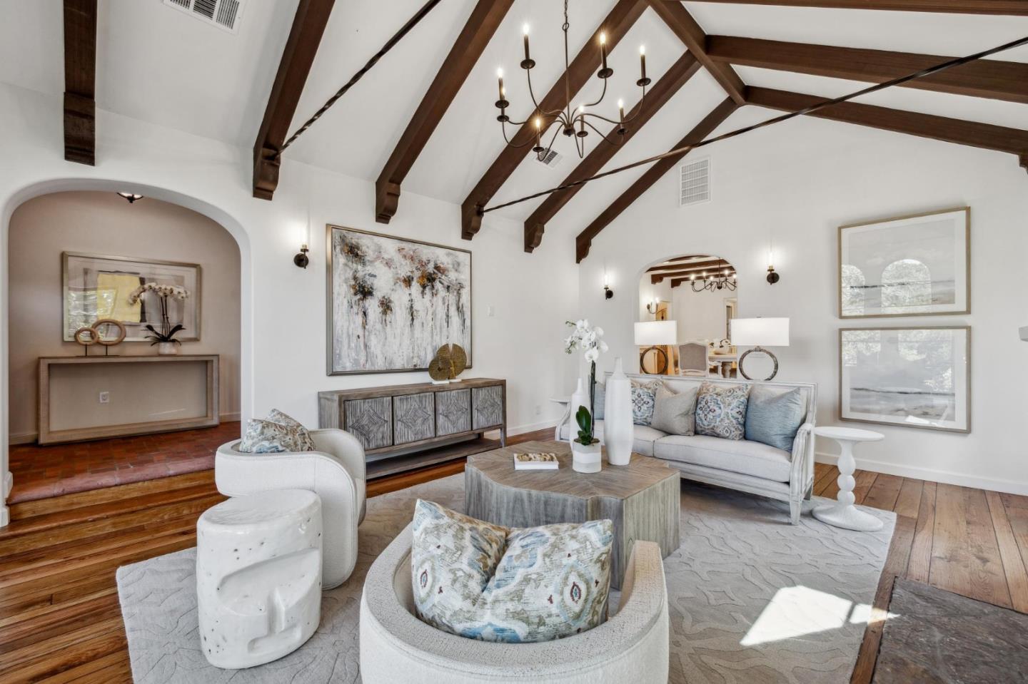 Detail Gallery Image 23 of 93 For 138 Valdeflores Dr, Burlingame,  CA 94010 - 4 Beds | 3/1 Baths