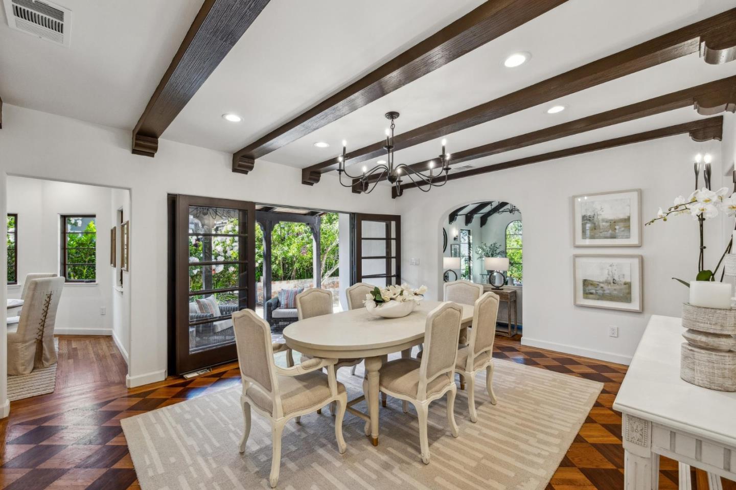 Detail Gallery Image 38 of 93 For 138 Valdeflores Dr, Burlingame,  CA 94010 - 4 Beds | 3/1 Baths