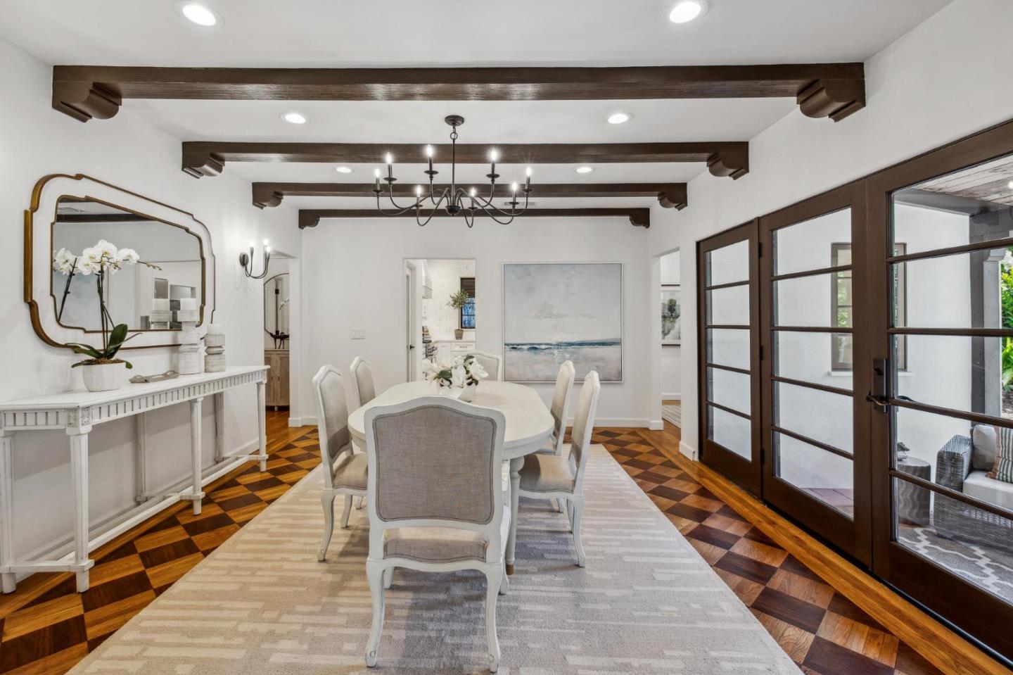 Detail Gallery Image 39 of 93 For 138 Valdeflores Dr, Burlingame,  CA 94010 - 4 Beds | 3/1 Baths