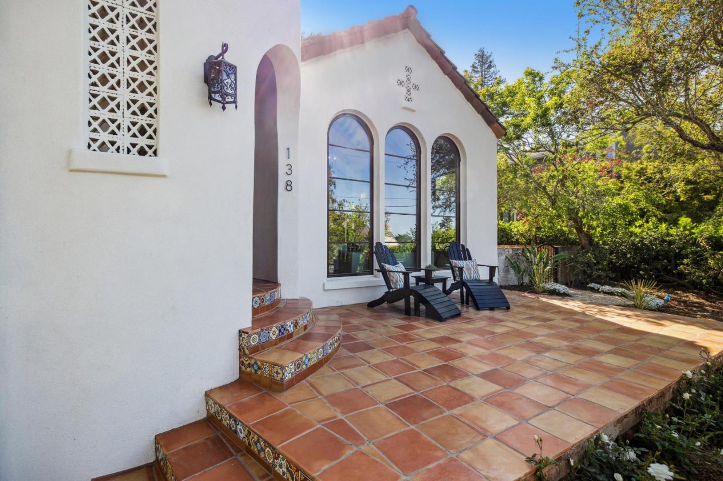 Detail Gallery Image 7 of 93 For 138 Valdeflores Dr, Burlingame,  CA 94010 - 4 Beds | 3/1 Baths