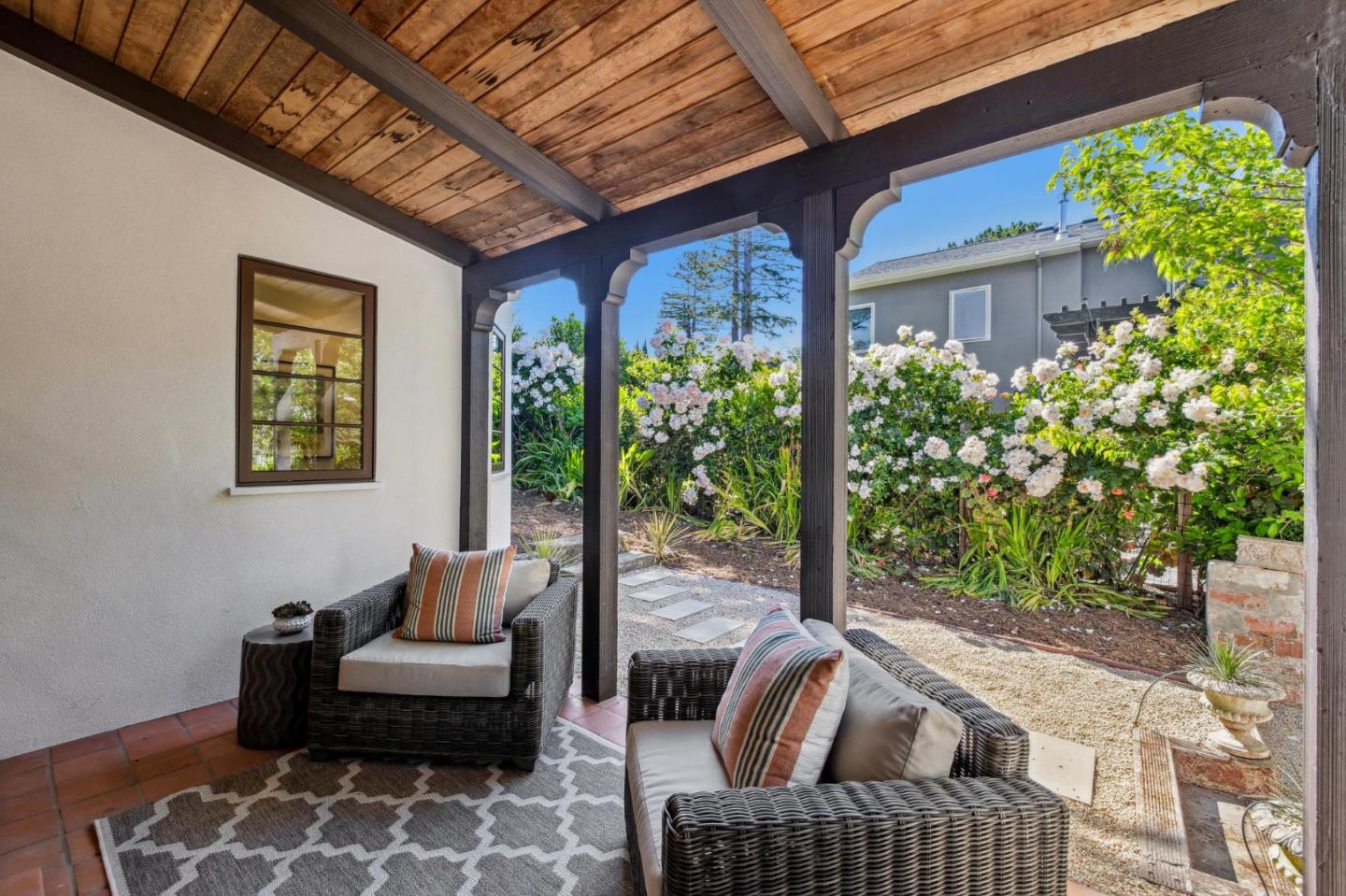 Detail Gallery Image 73 of 93 For 138 Valdeflores Dr, Burlingame,  CA 94010 - 4 Beds | 3/1 Baths