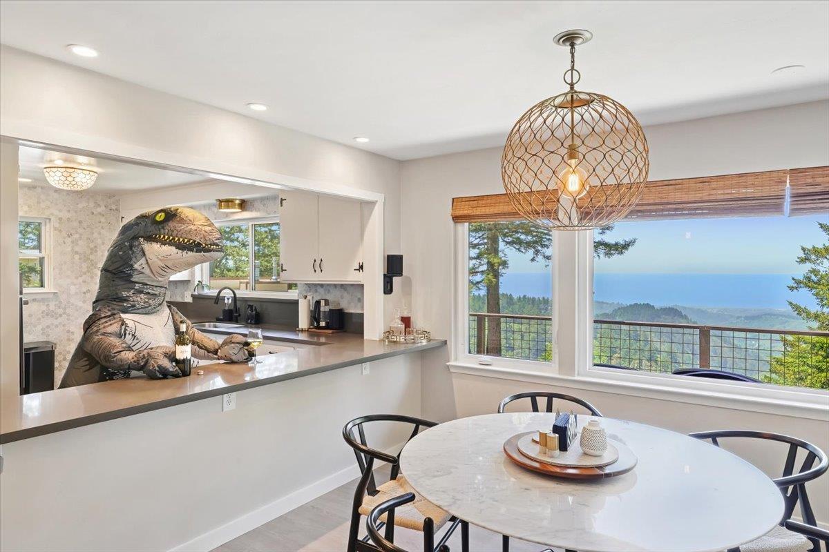 Detail Gallery Image 11 of 46 For 12960 Skyline Blvd, Woodside,  CA 94062 - 3 Beds | 2 Baths