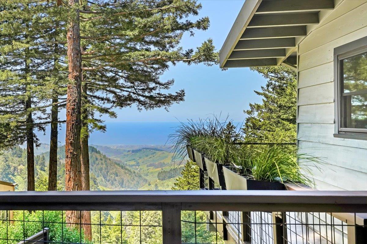 Detail Gallery Image 35 of 46 For 12960 Skyline Blvd, Woodside,  CA 94062 - 3 Beds | 2 Baths